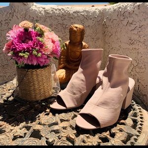 Katy Perry “The Johanna”